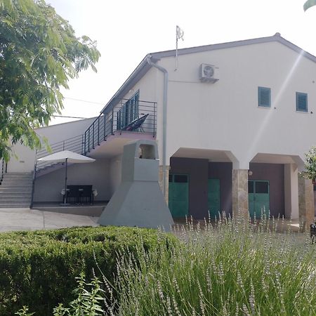 Village Heaven Bokordici Exterior photo